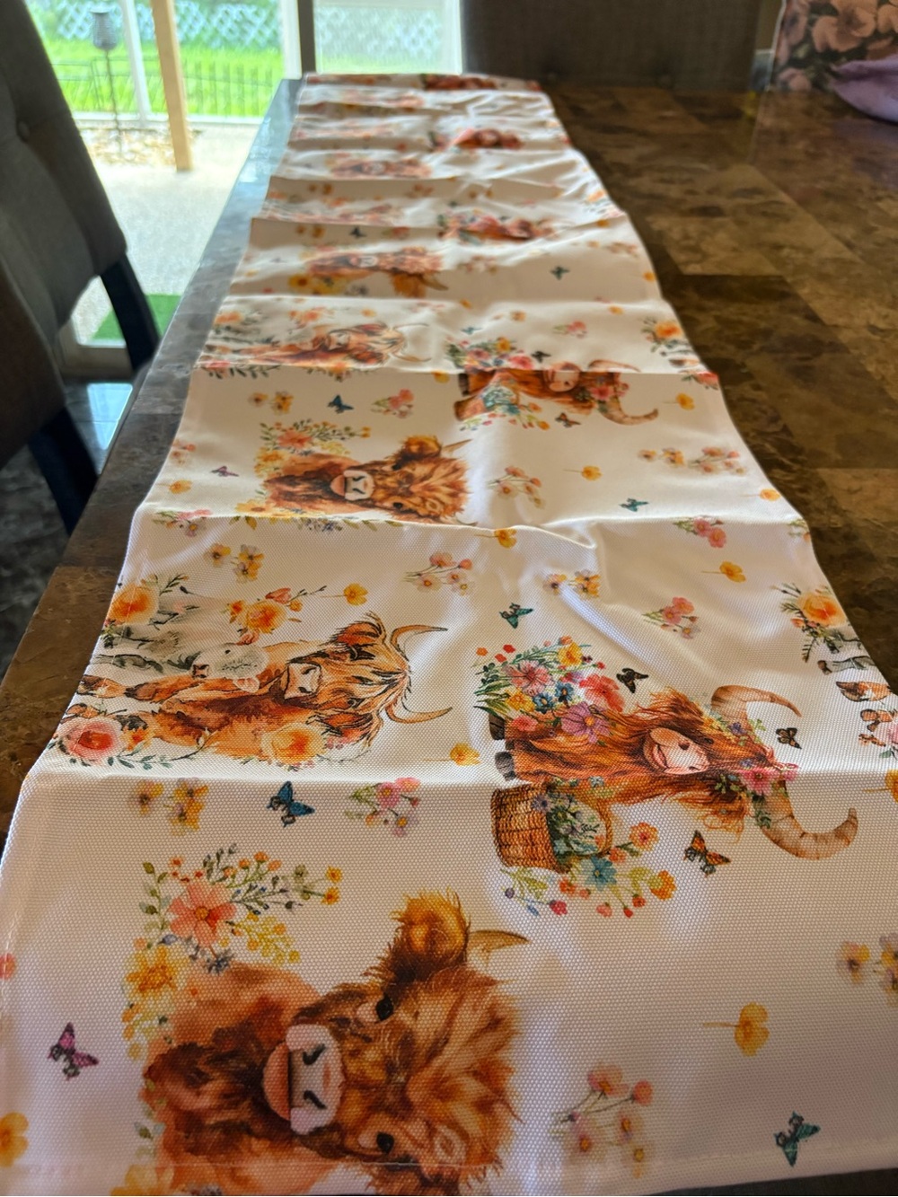 PEDAY NWT Farmhouse Highland Cow Table Runner  13”x 60”- White & Brown - Picture 6 of 9